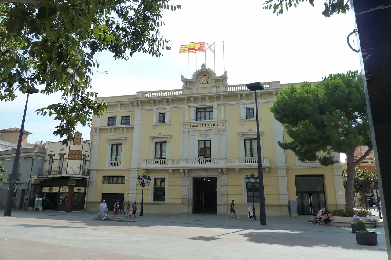 Ayuntamiento de Hospitalet donde realizamos licencias de actividad en L'Hospitalet de Llobregat